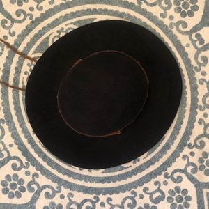 Brixton wide brim hat